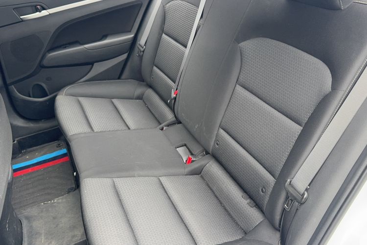 Used Hyundai Elantra (6th Generation / Lingdong) 2016 1.6L Automatic ZhiXuan – Elite Version Left Rear Seat