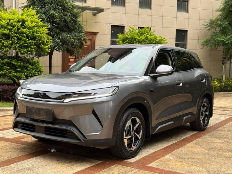 Used BYD Yuan UP 2025 Intelligent Driving Version 401 km Leading Edition — 1