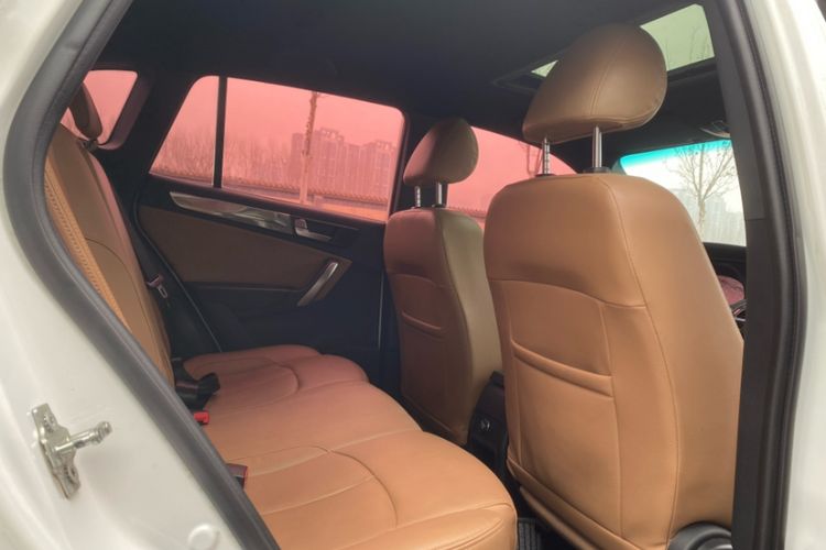 Used Brilliance V5 2016 1.5T Automatic Two-Wheel Drive Smart Version