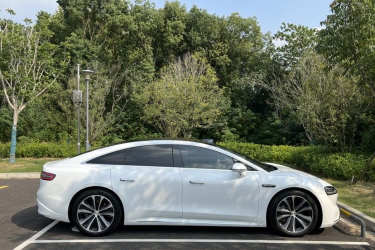 Used Hima Luxeed S7 2025 855 km Max Exterior 7