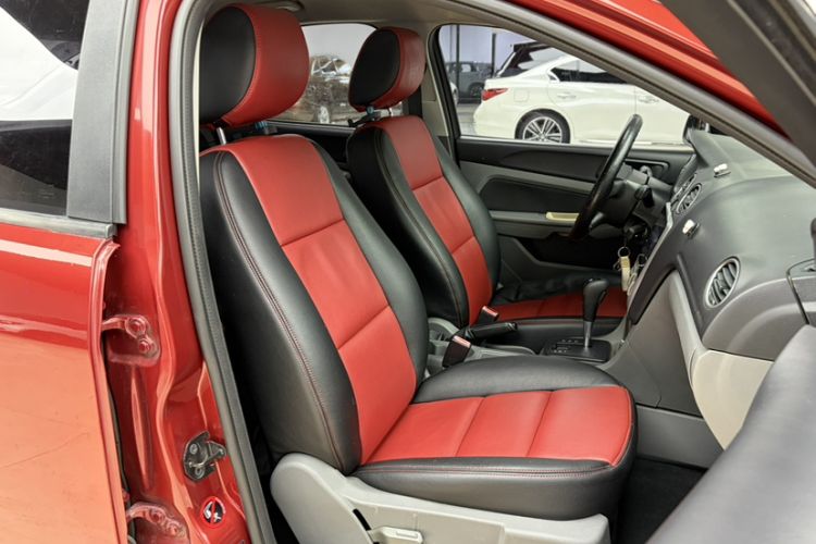 Used Ford Focus 2013 Hatchback Classic 1.8L Automatic Base Model