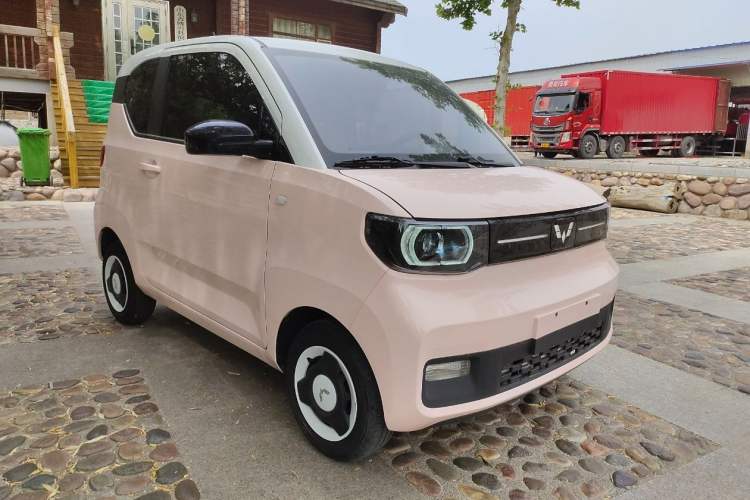 Used Wuling Hongguang MINIEV 2022 Macaron Premium Model – Lithium Iron Phosphate