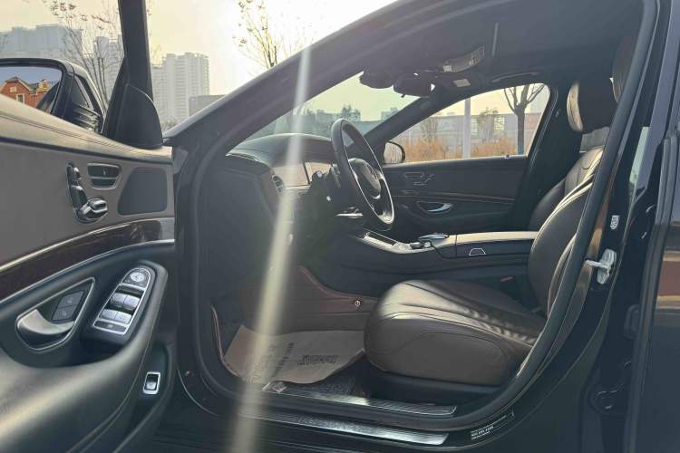 Used Mercedes-Benz S-Class 2014 S 320 L Business Model