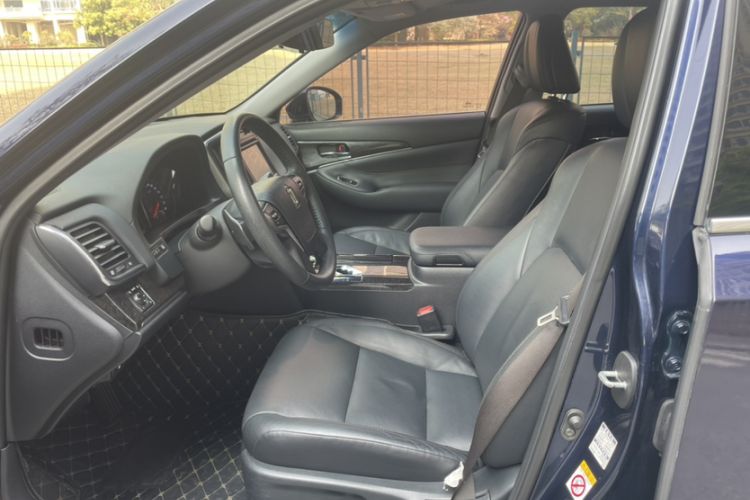 Used Toyota Crown 2018 2.0T Fashion Edition
