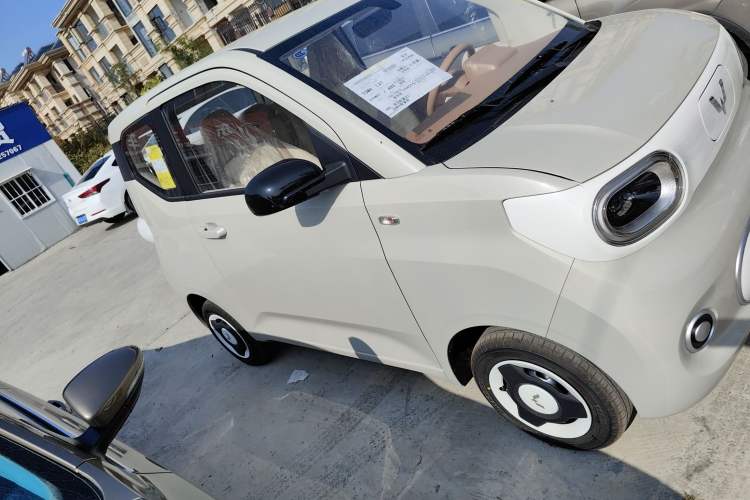Used Wuling Hongguang MINIEV 2024 3rd Generation 215km Youth Edition