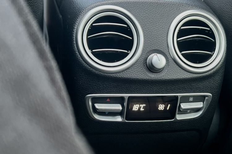 Used Mercedes-Benz GLC 2019 Refreshed GLC 300 L 4MATIC Dynamic Edition