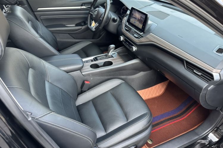 Used Nissan Teana 2021 2.0L XL Comfort Edition Interior 8