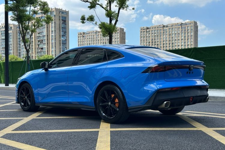 Used Changan UNI-V 2022 1.5T Prestige Version