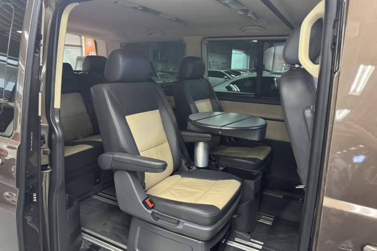 Used Volkswagen Multivan 2012 2.0 TSI Four-Wheel Drive Deluxe Edition