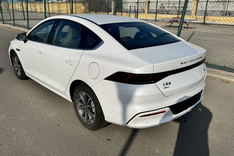 Used BYD Qin PLUS 2024 HONOR Edition DM-i 55KM Leading Model
