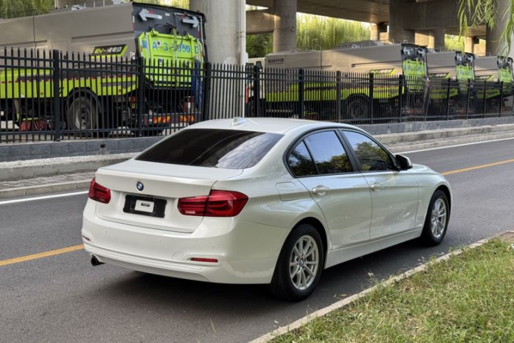 Used BMW 3 Series 2016 316i Fashion Model