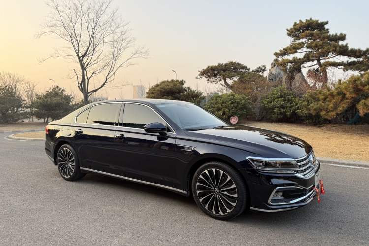 Used Volkswagen Phideon 2021 380TSI Prestige Edition Exterior 2