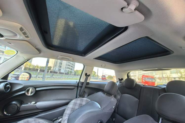 Used MINI 2014 1.5T COOPER Excitement Headliner