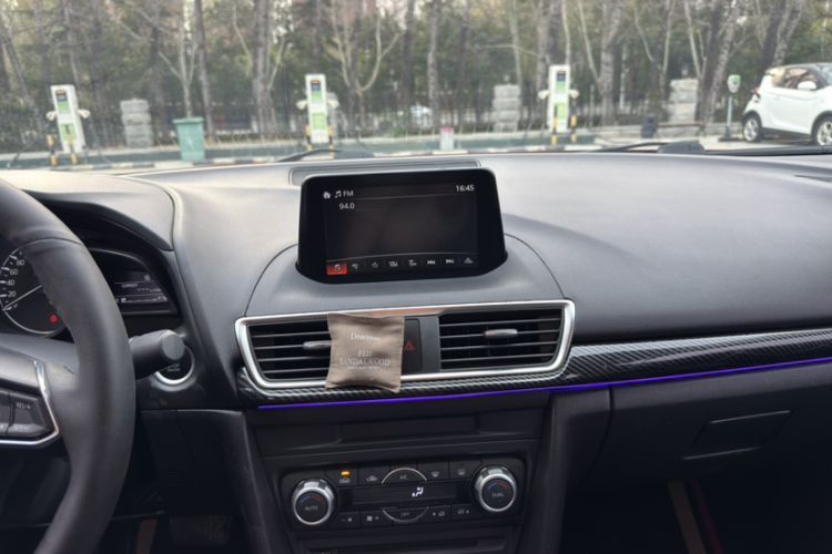 Used Mazda Mazda 3 Axela 2017 Sedan 2.0L Automatic Prestige Model China V Standard
