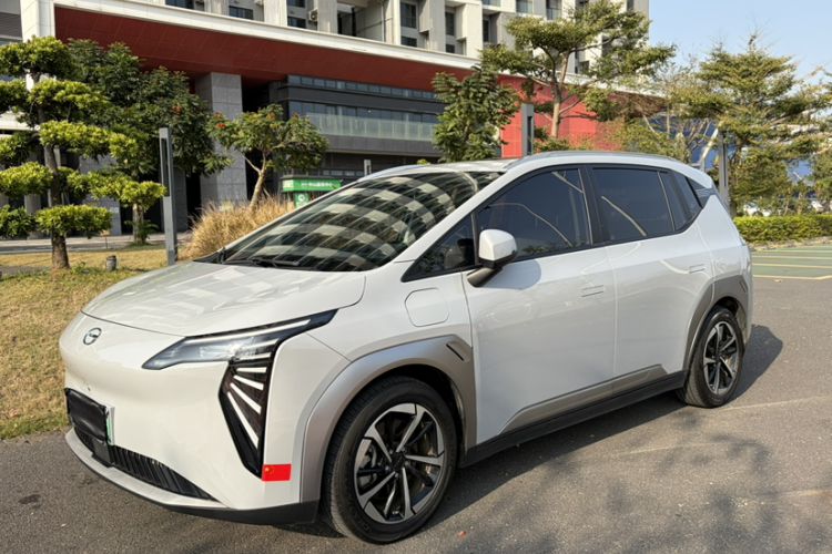 Used AION Y 2023 Plus 510 Smart Edition