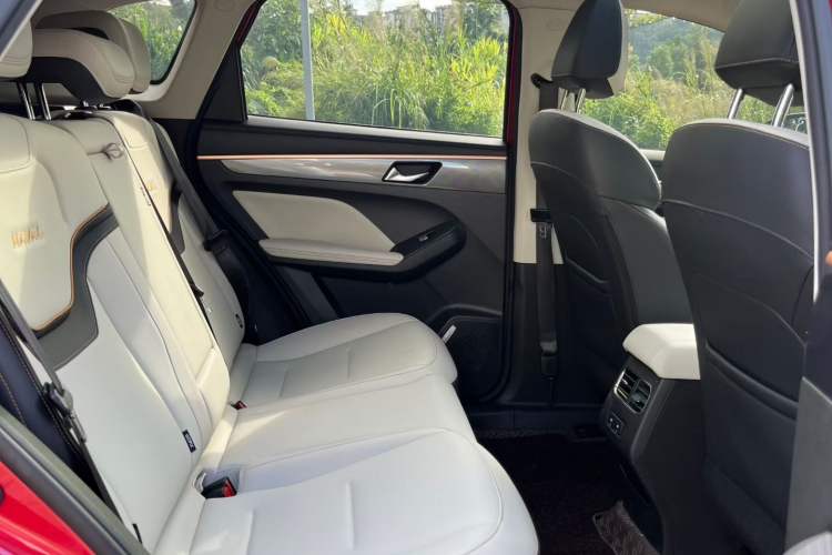 Used Haval JOLION 2021 1.5T Automatic Four-Door Version
