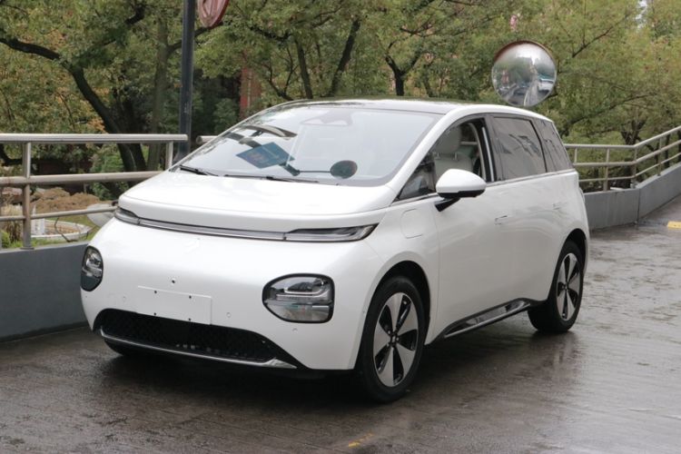 Used Baojun Cloud 2023 460 Max Lingxi Version