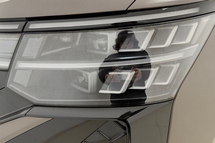 Used Volkswagen Teramont 2025 Tiguan Pro 450TSI Four-Wheel Drive Summit Edition Exterior 7