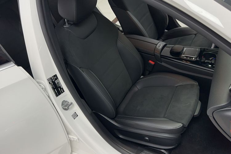 Used Mercedes-Benz A-Class 2021 A 200 L Sport Sedan Fashion Model
