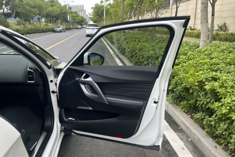 Used DS 5 2015 1.6T Luxury Edition THP160