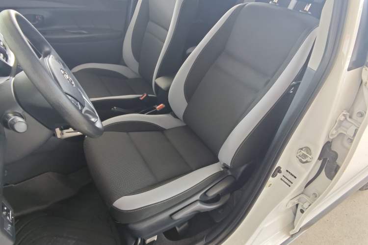 Used Toyota YARiS L Zhi Xuan 2022 X-Trail 1.5L CVT Leading PLUS Edition
