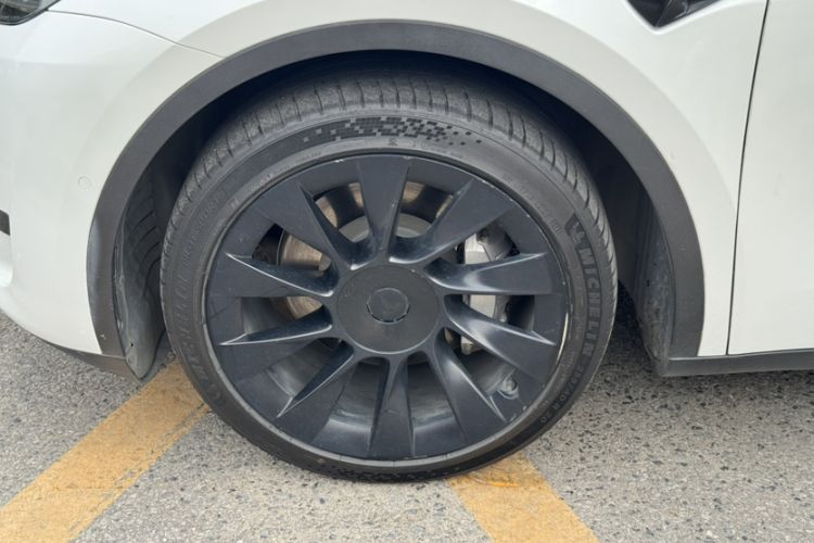 Used Tesla Model Y 2022 Rear-Wheel-Drive Version