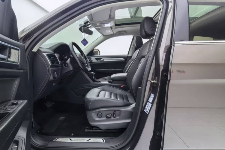 Used Volkswagen Teramont 2020 330TSI Two-Wheel-Drive Luxury Edition China VI Standard