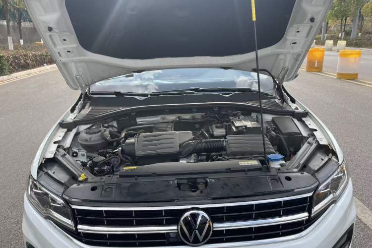 Used Volkswagen Bora 2021 1.5L Manual Comfort Smart Connect Edition
