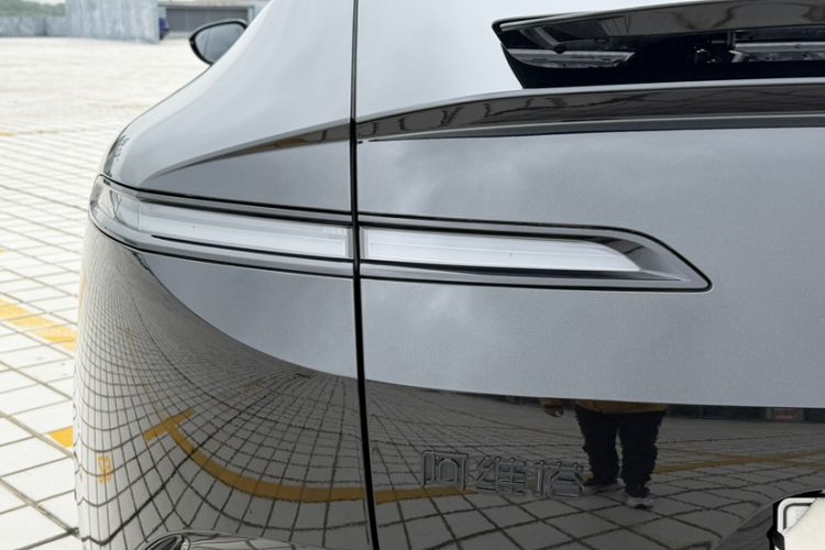 Used Avatr 12 2025 Max All-Electric Version Exterior 3