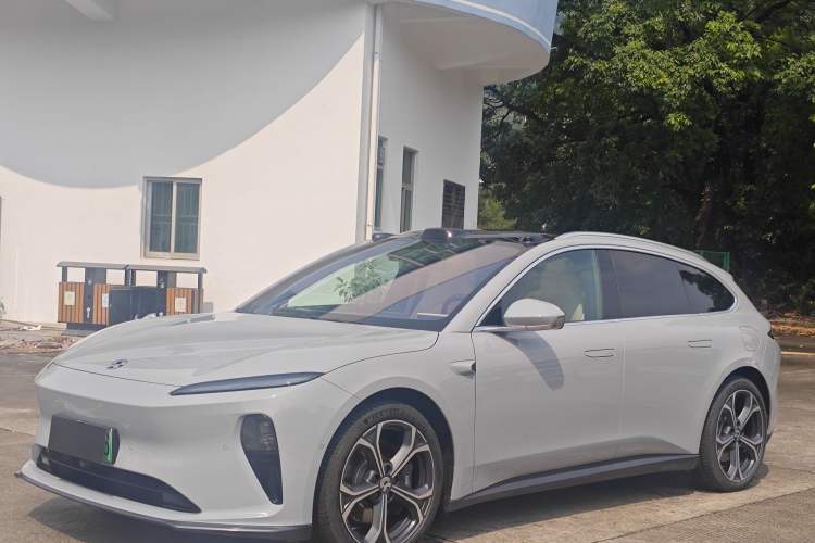 Used Nio ET5T 2024 75kWh Touring