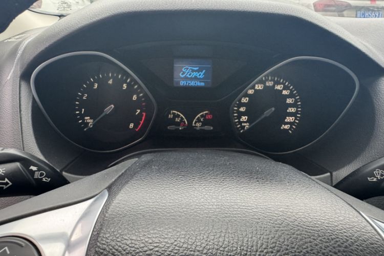 Used Ford Focus 2012 Sedan 1.6L Automatic Fashion Edition