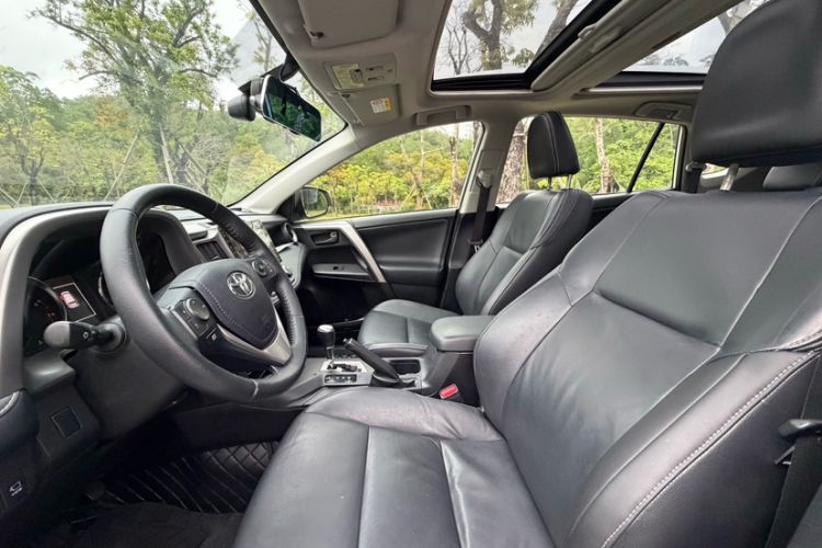 Used Toyota RAV4 2016 2.5L Automatic 4x4 Elite Edition
