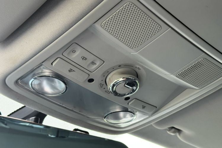 Used Volkswagen Passat 2017 280TSI DSG Luxury Edition Interior 9