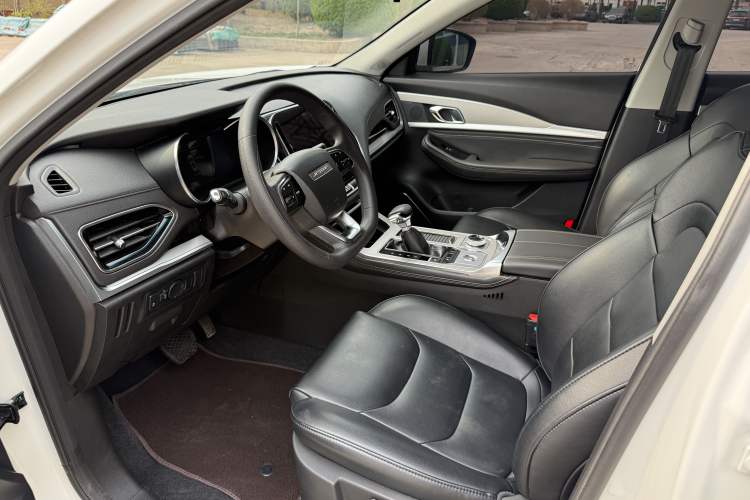 Used JETOUR X70 2020 1.5T DCT Comfort Edition 5-seater
