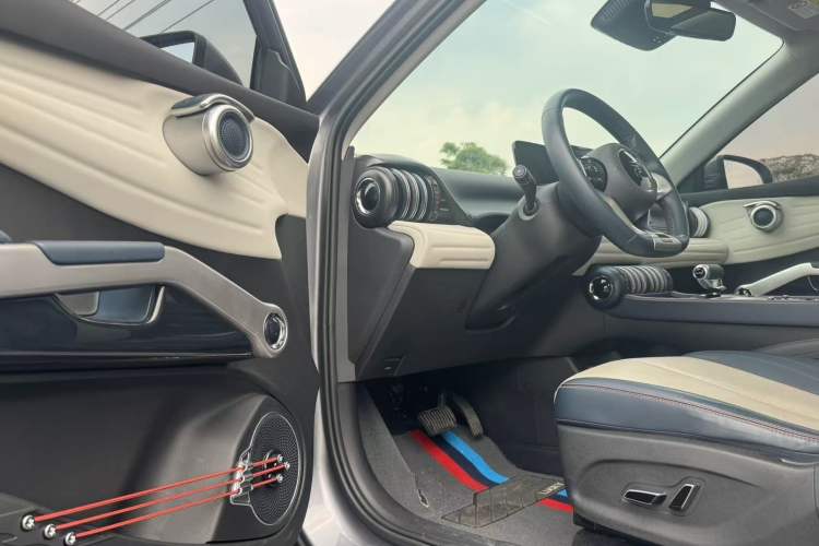 Used BYD Yuan PLUS 2022 430 km Luxury Version Interior 7