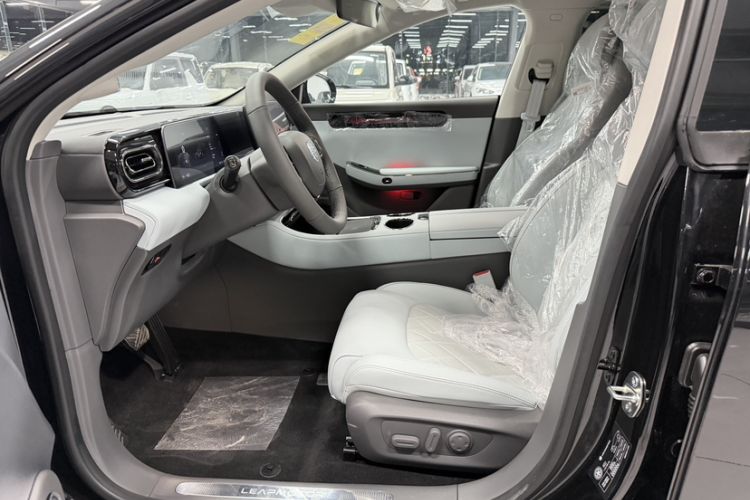 Used Leapmotor C01 2024 All-Electric 625 Deluxe Edition
