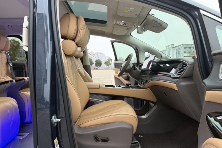 Used Denza D9 2022 DM-i 970 Four-Wheel Drive Flagship Model