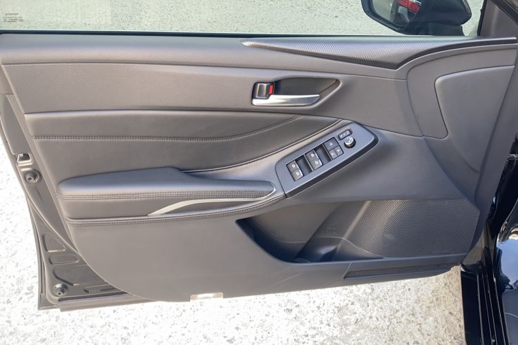 Used Toyota Avalon 2022 Dual-Engine 2.5L Luxury Edition
