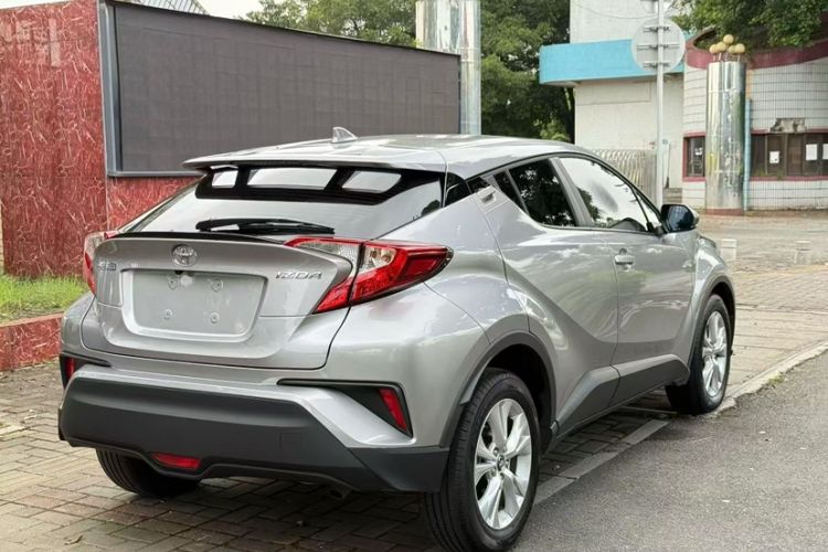 Used Toyota IZOA 2021 2.0L Yixing Version