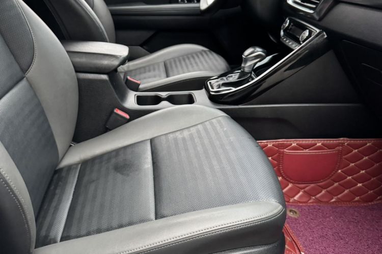 Used Kia Sportage R 2019 2.0L Automatic Smart Luxury Edition Right Front Seat