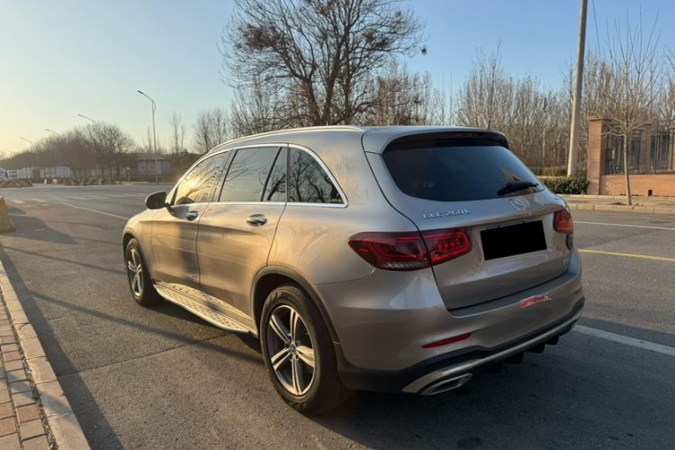 Used Mercedes-Benz GLC 2020 GLC 260 L 4MATIC Luxury Model Exterior 2