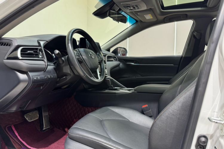 Used Toyota Camry 2021 2.0G Luxury Edition