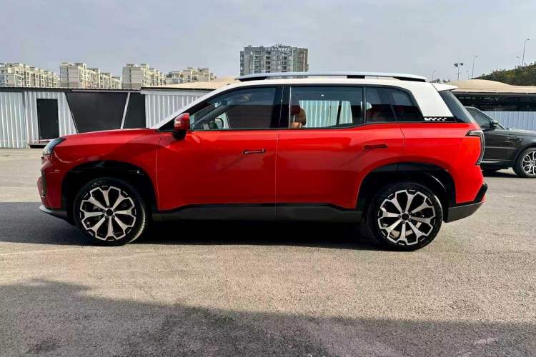 Used AION V 2024 Aion Tyrannosaurus 650 LiDAR Edition
