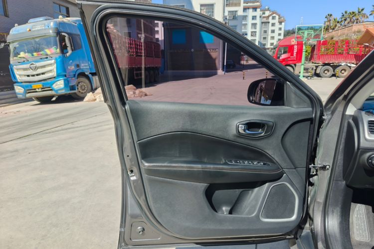 Used Jeep Compass 2017 200T Automatic Family Edition