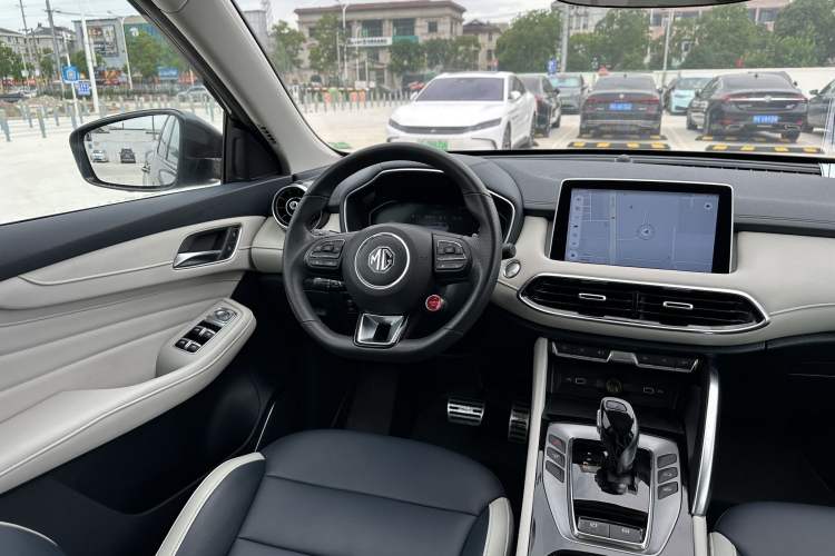 Used MG Pilot 2021 300TGI Automatic Two-Wheel Drive Trophy Deluxe Edition
