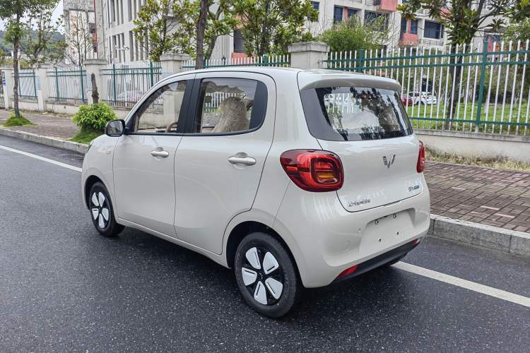 Used Wuling Hongguang MINIEV 2025 Four-Door Version Advanced Edition