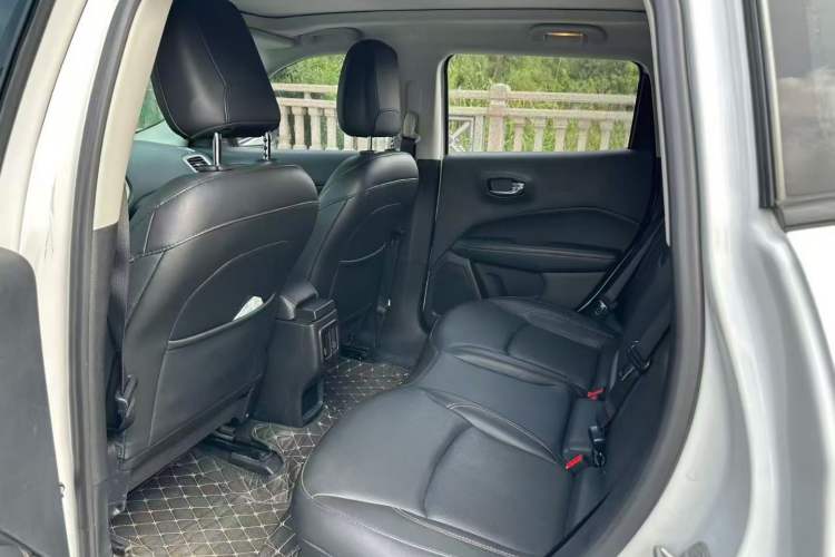 Used Jeep Compass 2017 200T Automatic Family Edition