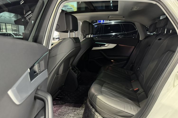 Used Audi A4L 2020 40 TFSI Luxury Dynamic Model