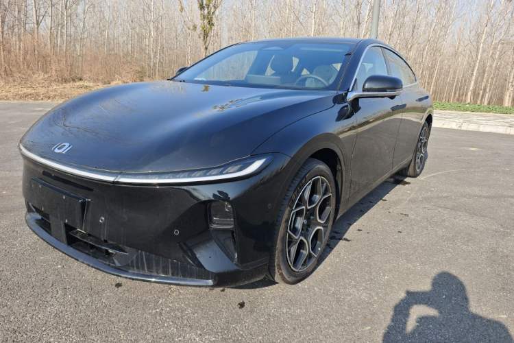 Used CHANGAN NEVO A07 2025 Blue Whale Range-Extending Version 230 Flagship Model