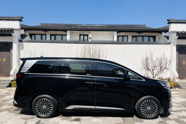 Used Denza D9 2022 DM-i 970 Four-Wheel Drive Flagship Model